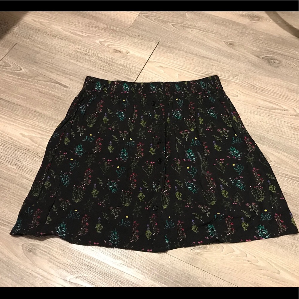 24 Colours short Skirt